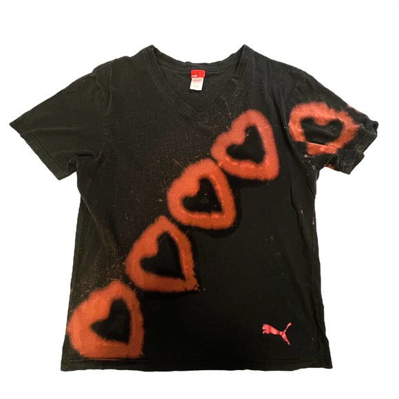 Black hearts v neck t shirt - Picture 1 of 2